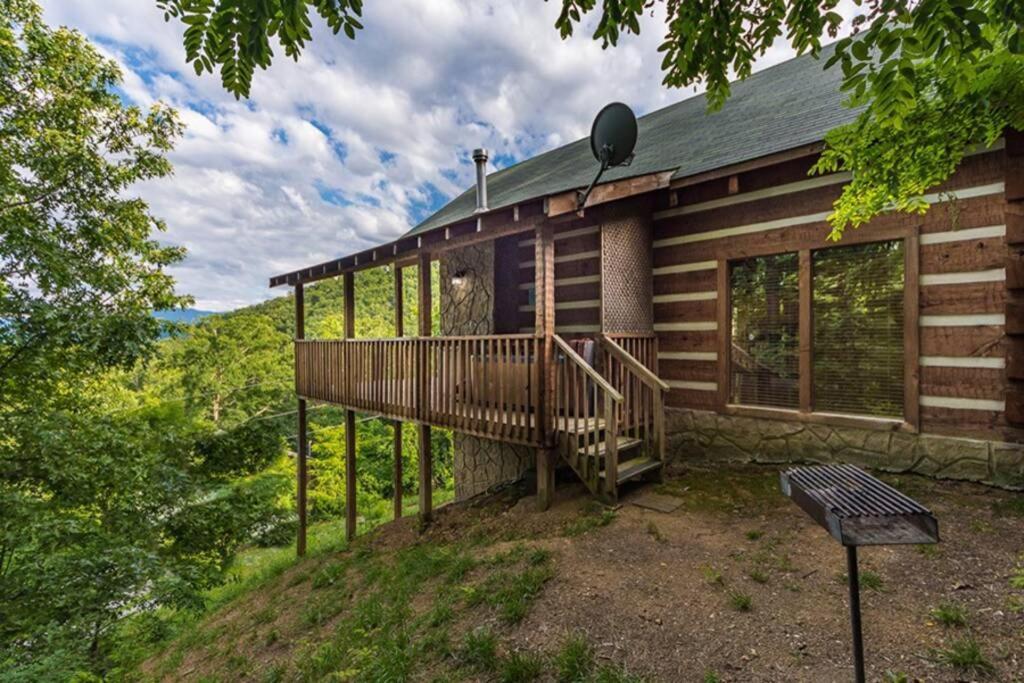 View! Private! Hot Tub,Pool Table,Fireplace,Relax! Sevierville Exteriör bild